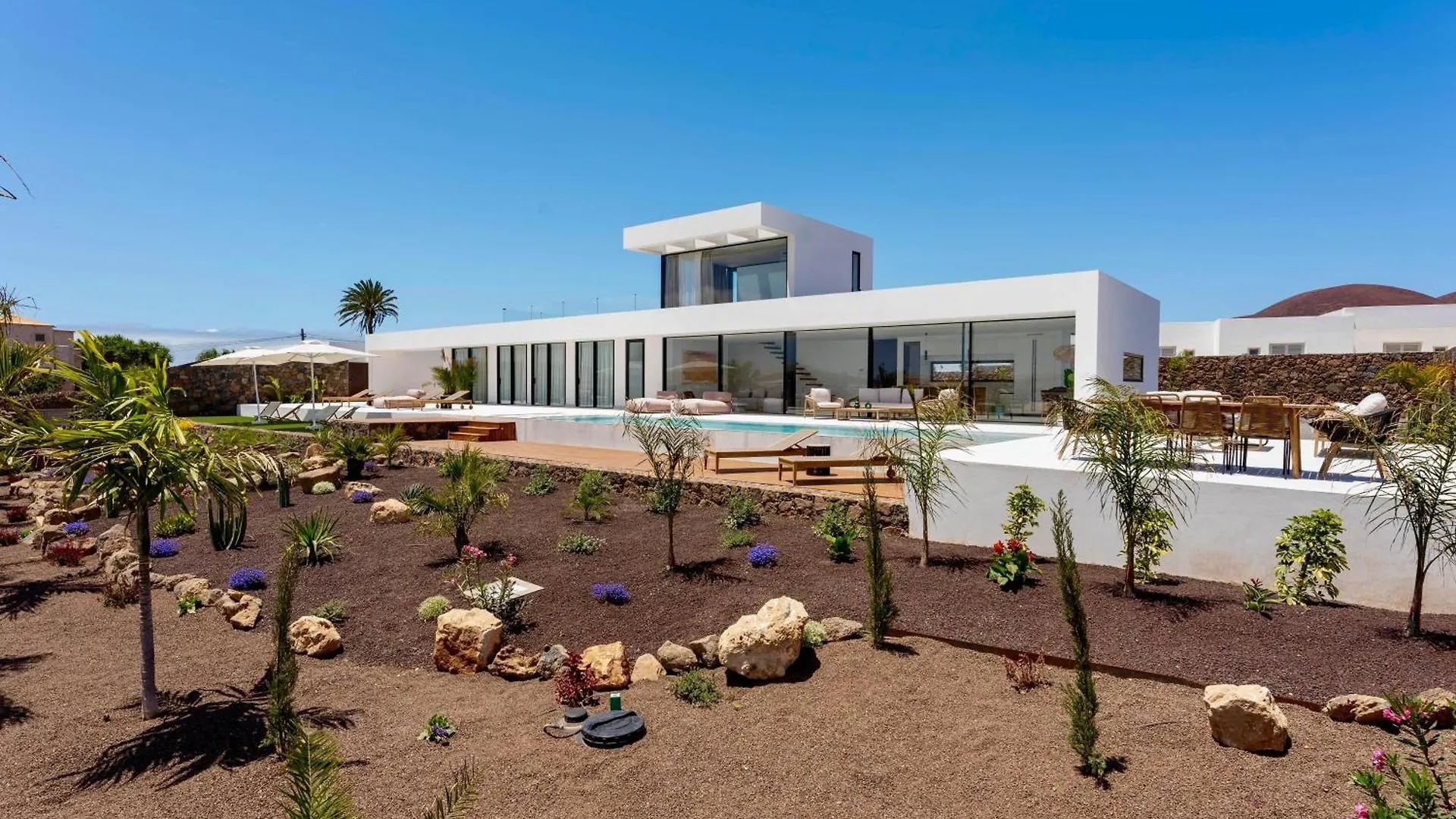 Villa White Lava By Aura Collection Lajares