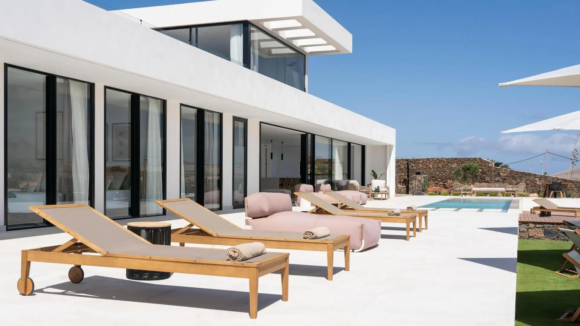 Villa White Lava By Aura Collection Lajares