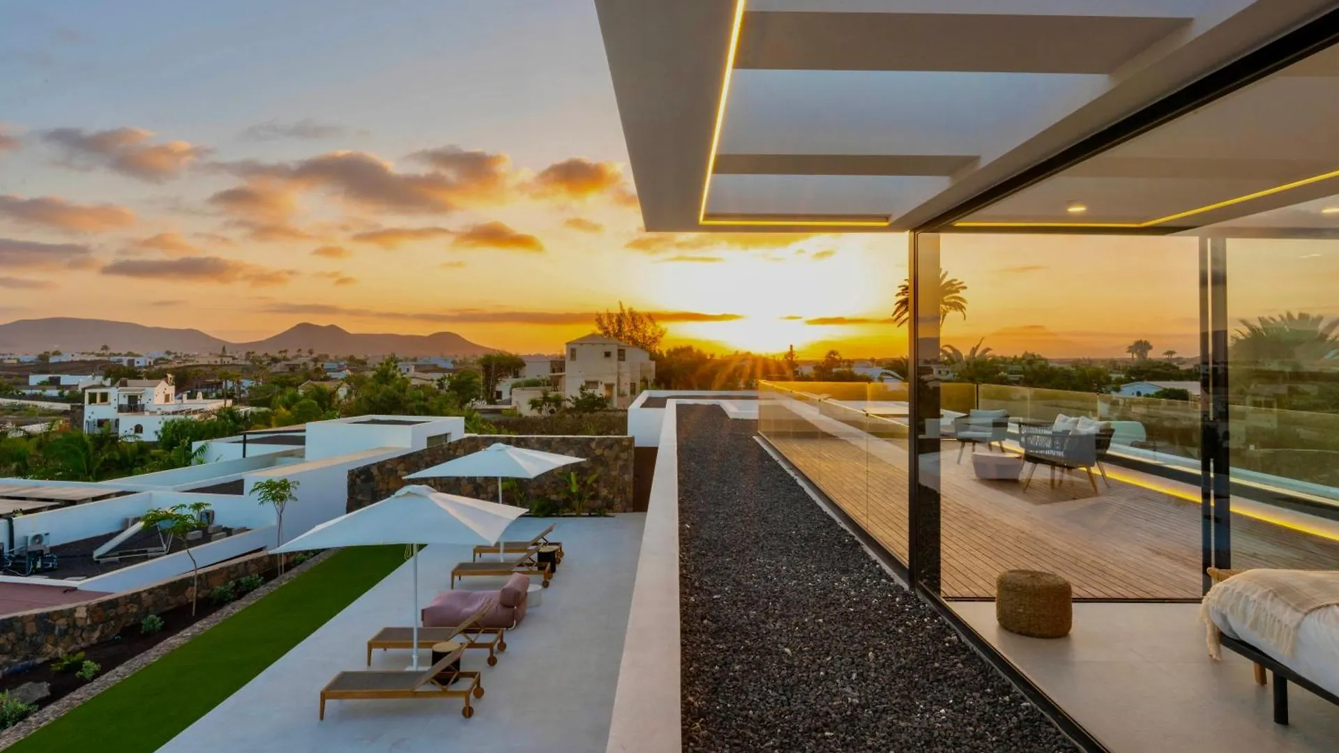 Villa White Lava By Aura Collection Lajares