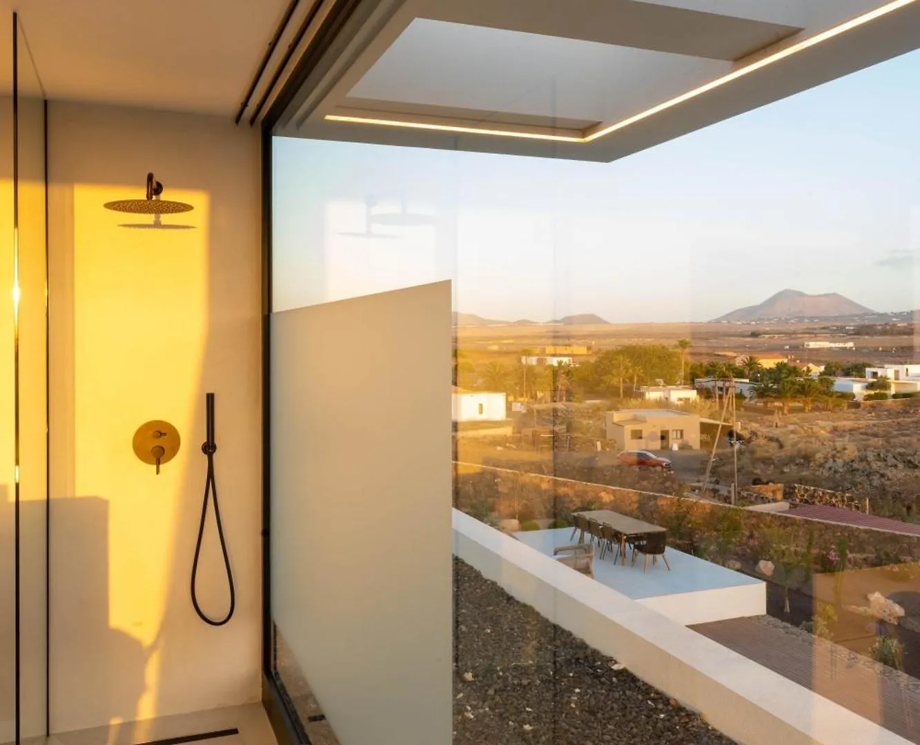 Villa White Lava By Aura Collection Lajares