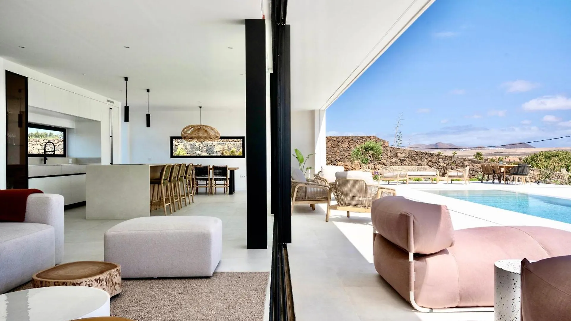 Villa White Lava By Aura Collection Lajares España